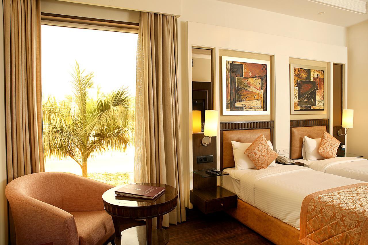 Inde Hotel Signature Tower คูร์เคาน์ ภายนอก รูปภาพ