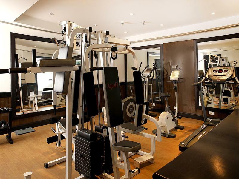 Inde Hotel Signature Tower คูร์เคาน์ ภายนอก รูปภาพ