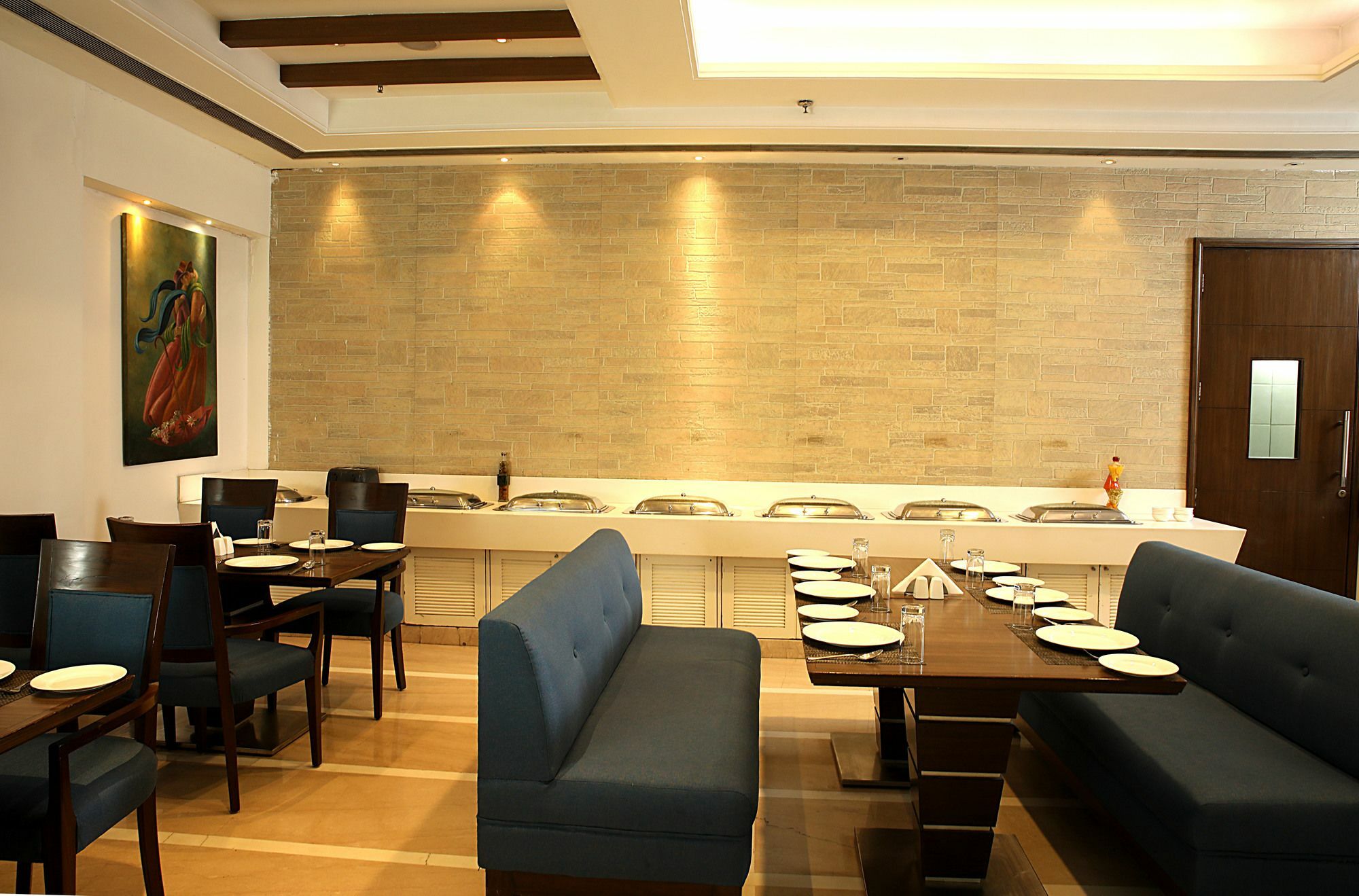 Inde Hotel Signature Tower คูร์เคาน์ ภายนอก รูปภาพ